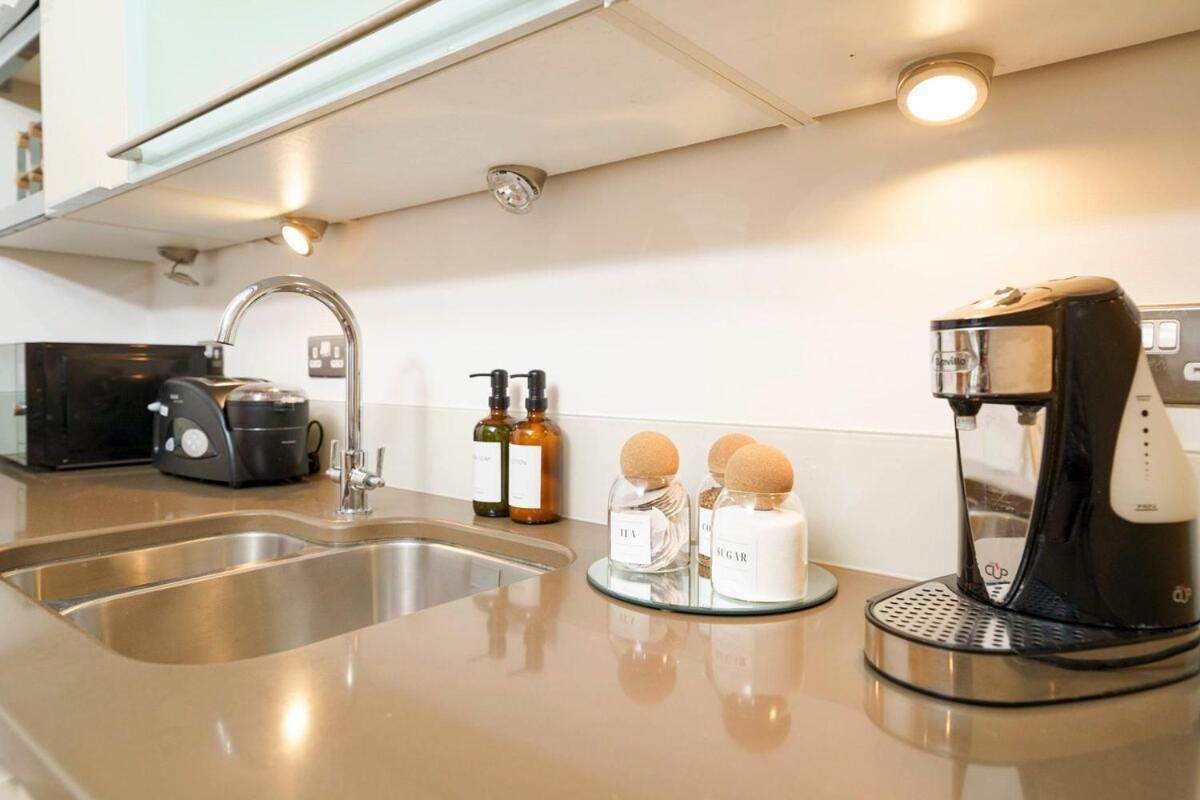 Modern One Bedroom With Sofa Bed In Aldgate Zone 1 With Smart Tvs And Fast Wifi Londres