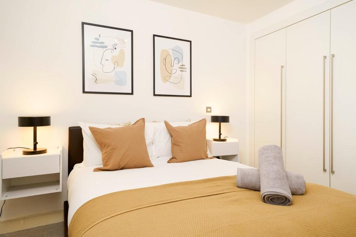 Modern One Bedroom With Sofa Bed In Aldgate Zone 1 With Smart Tvs And Fast Wifi Apartment
